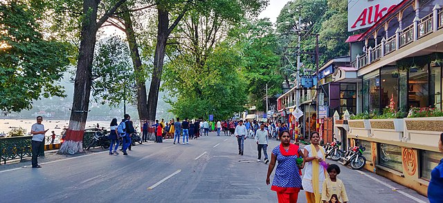 Mall Road - Places to visit in Nainital