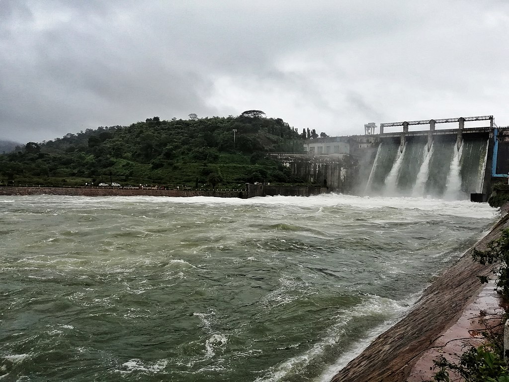 Bhadra Dam-places to visit in Chikmagalur