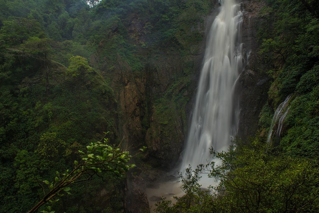 Dabbe Falls - places to visit in Shimoga